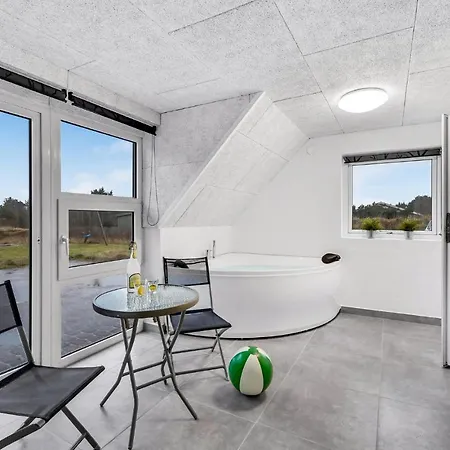 Σπίτι διακοπών Four-bedroom Holiday In
