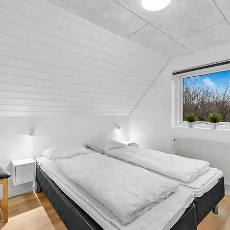 Four-bedroom Holiday In Ringkøbing
